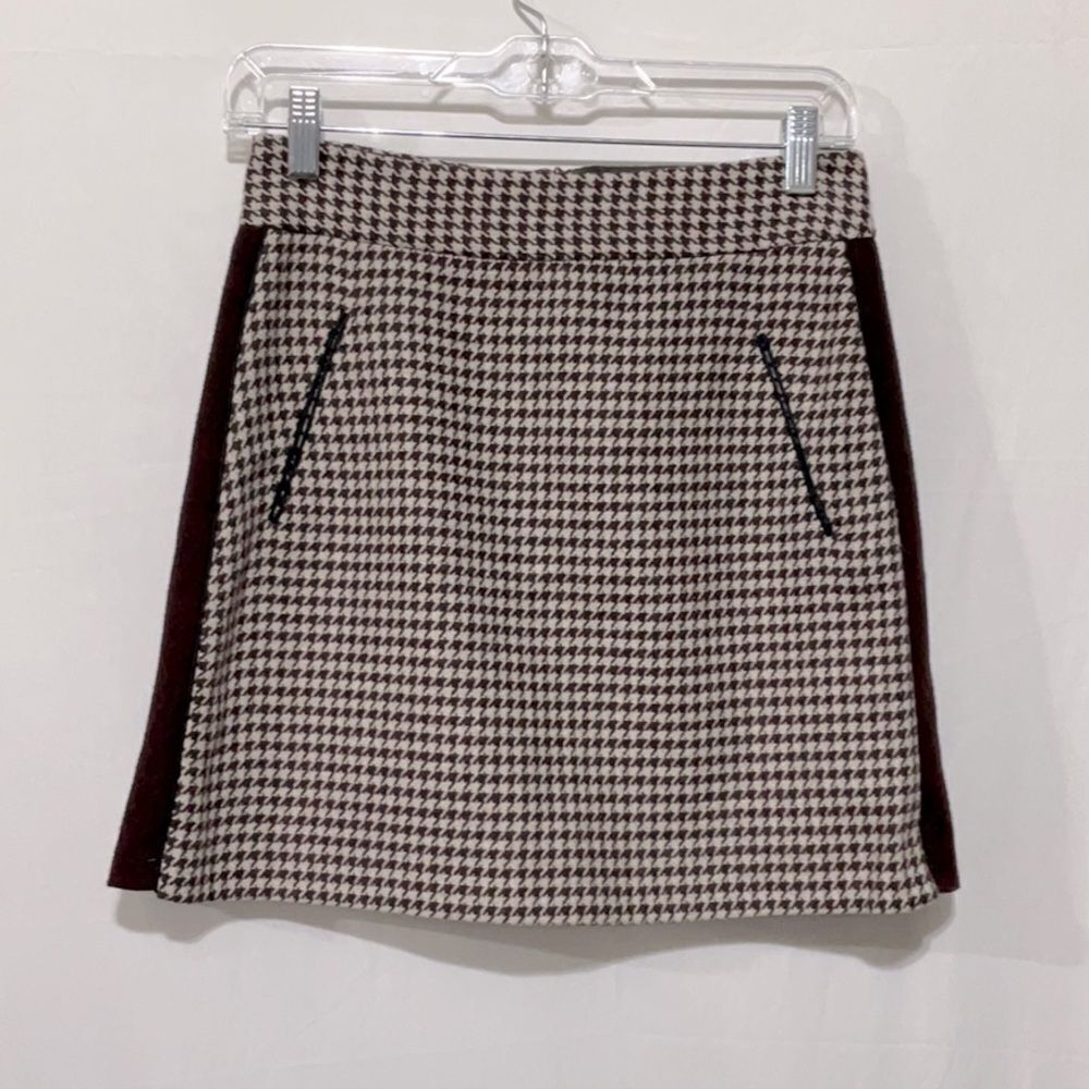 ZARA skirt houndstooth plaid burgundy side panels faux pockets zip back